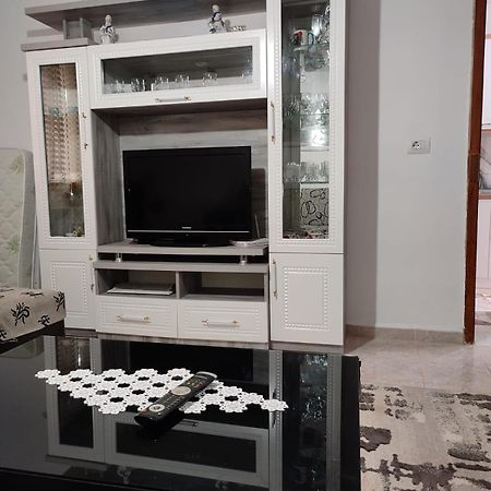 Guest House Eloid Μπεράτ Εξωτερικό φωτογραφία