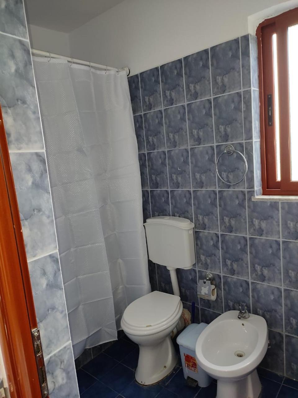 Guest House Eloid Μπεράτ Εξωτερικό φωτογραφία
