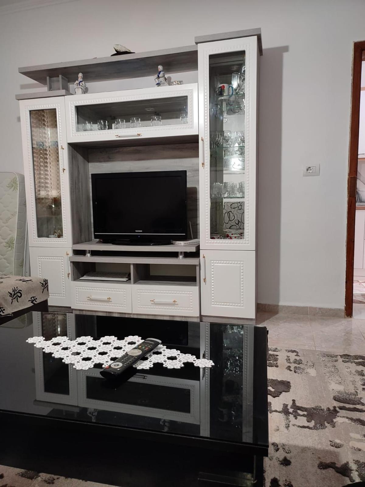 Guest House Eloid Μπεράτ Εξωτερικό φωτογραφία